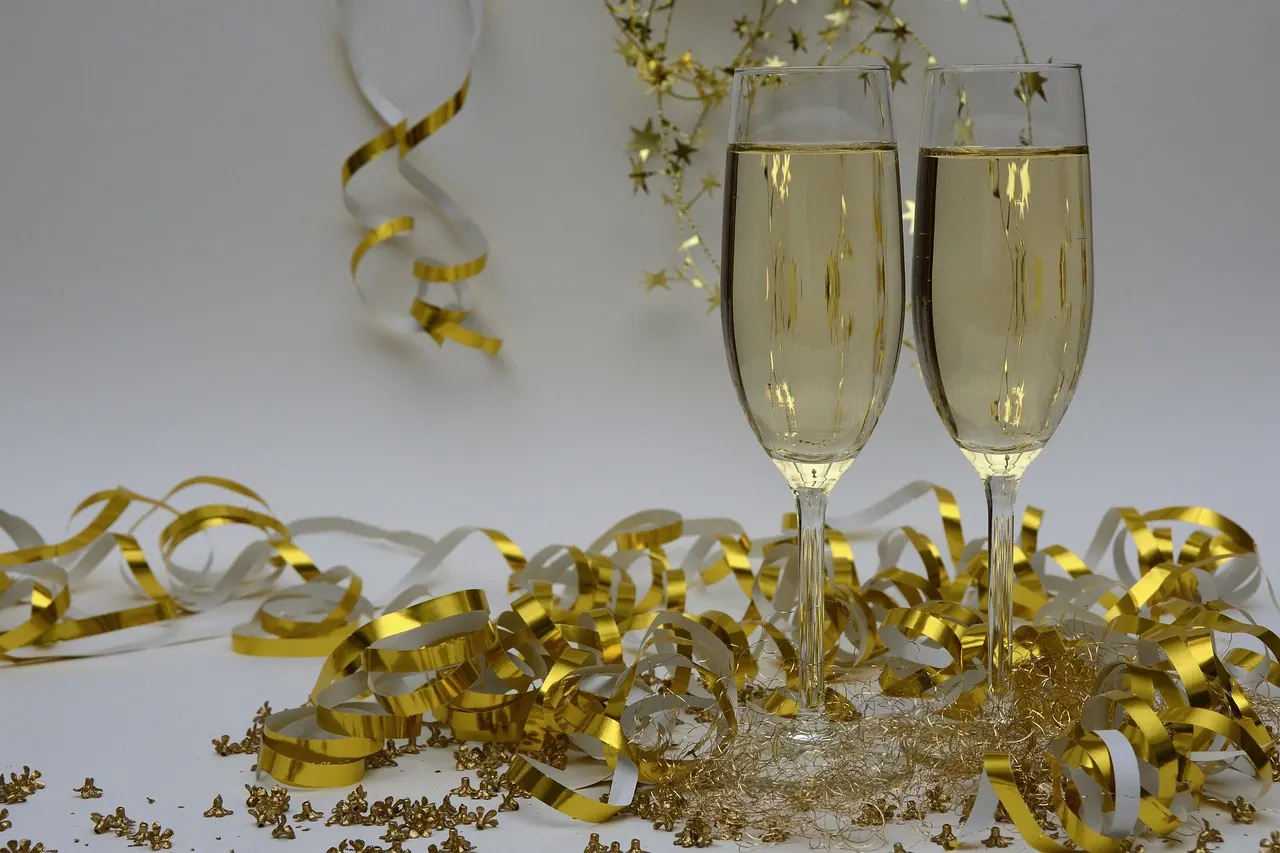 New Year's Eve countdown parties at Tokyo clubs — Pixabay